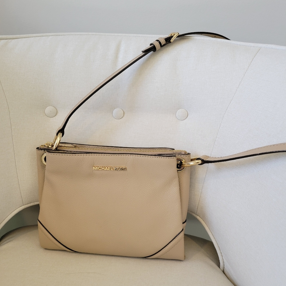 Leather crossbows bag